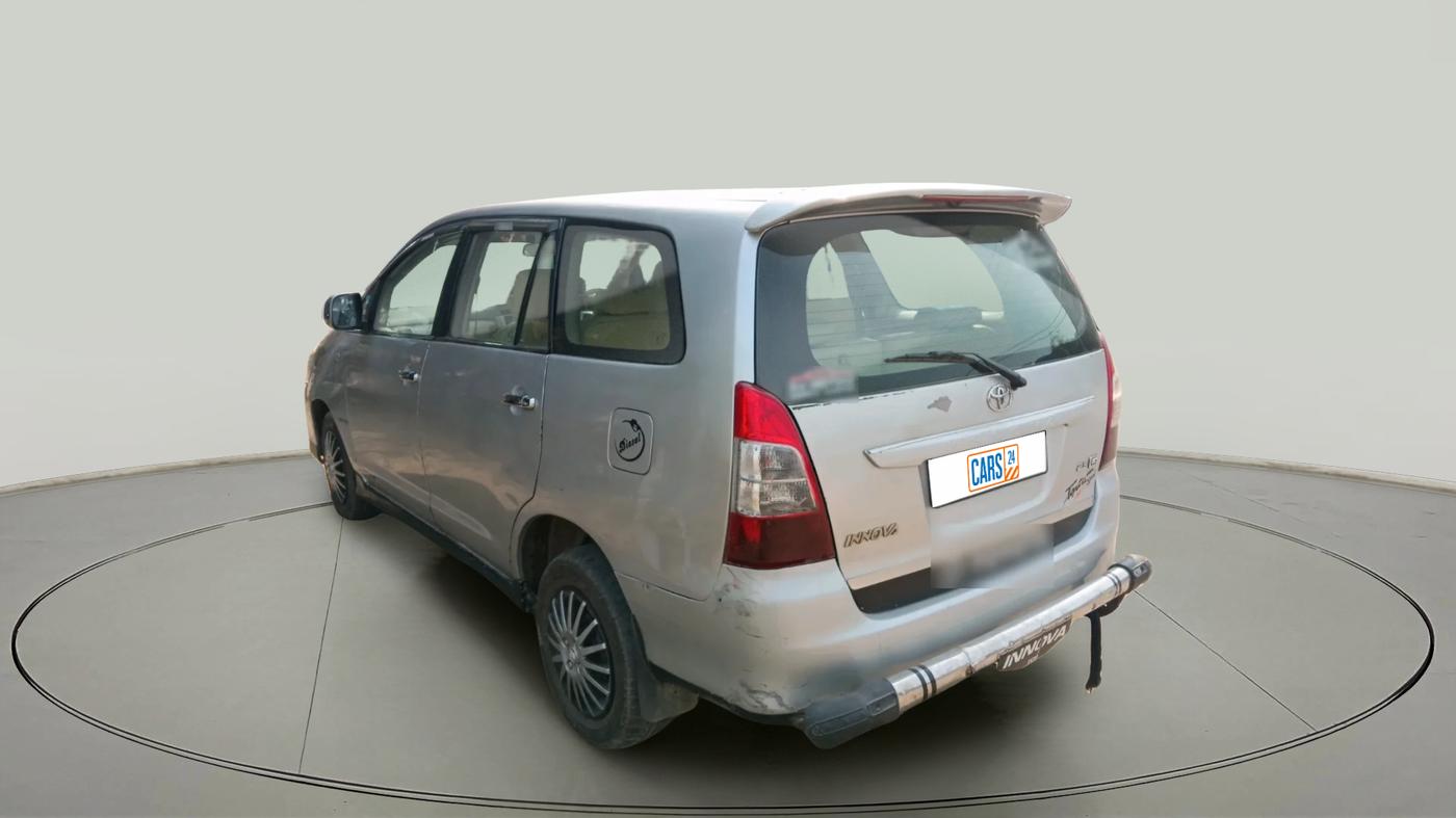 2012 Toyota Innova 2.5 G 8 STR, Diesel, Manual, 1,82,440 km, exterior