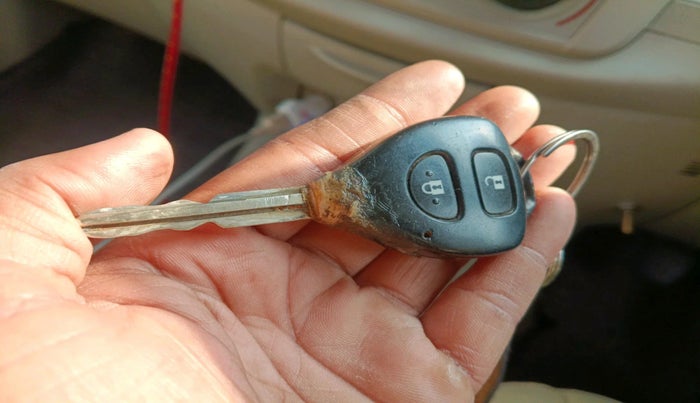 2012 Toyota Innova 2.5 G 8 STR, Diesel, Manual, 1,82,440 km, interior