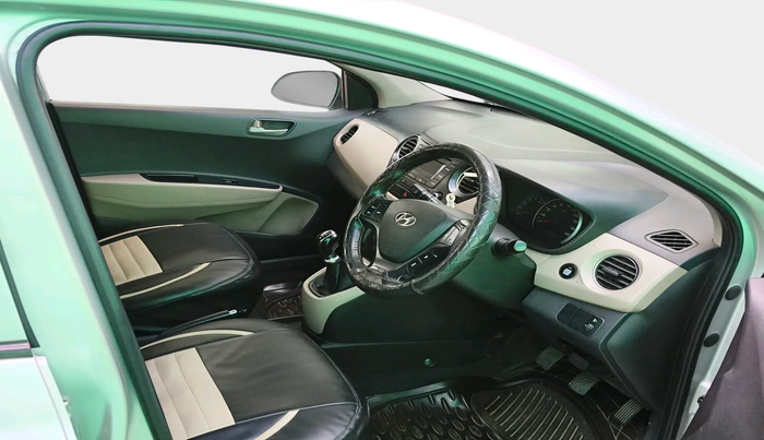 2014 Hyundai Grand i10 SPORTZ 1.1 CRDI, Diesel, Manual, 61,030 km, interior