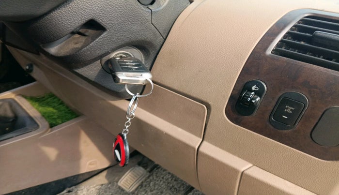 2023 Mahindra Bolero B6, Diesel, Manual, 39,808 km, interior