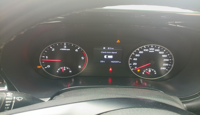 2022 KIA SELTOS HTK PLUS 1.5 DIESEL, Diesel, Manual, 1,62,597 km, interior