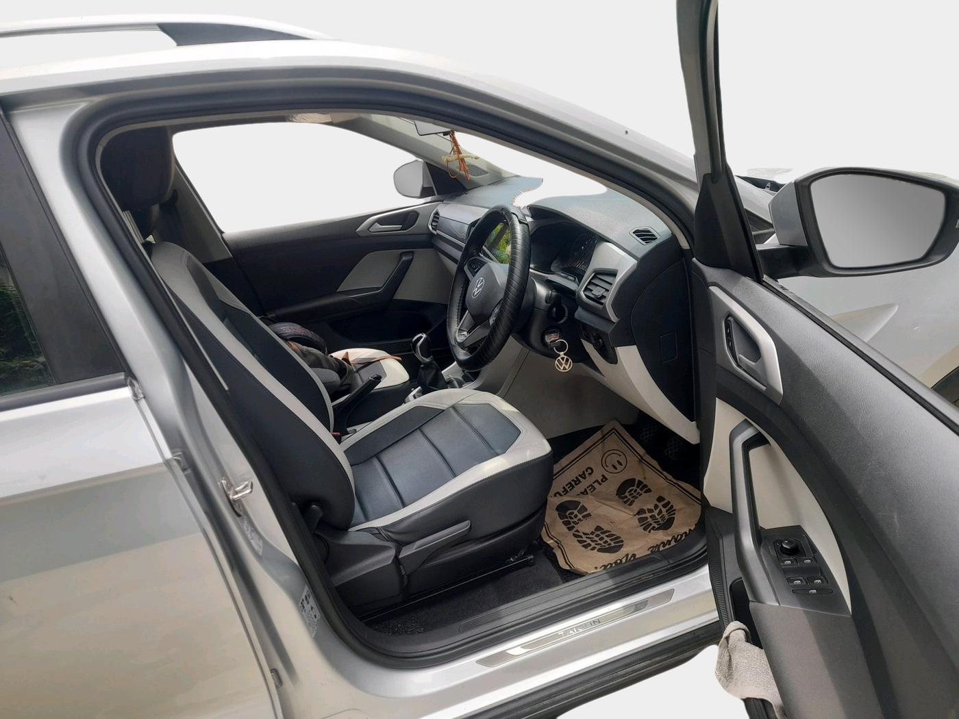 2022 Volkswagen TAIGUN HIGHLINE 1.0 TSI MT, Petrol, Manual, 21,973 km, interior