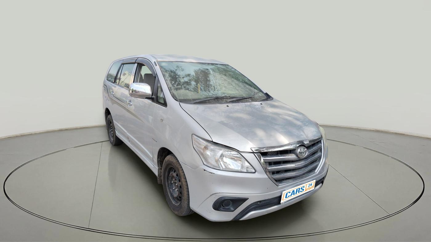 2014 Toyota Innova 2.5 GX 8 STR, Diesel, Manual, 1,88,053 km, exterior