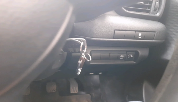 2025 Maruti Swift VXi, Petrol, Manual, 3,401 km, interior