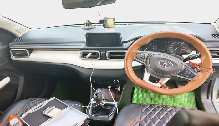 2022 Tata PUNCH ACCOMPLISHED MT, Petrol, Manual, 99,516 km, interior