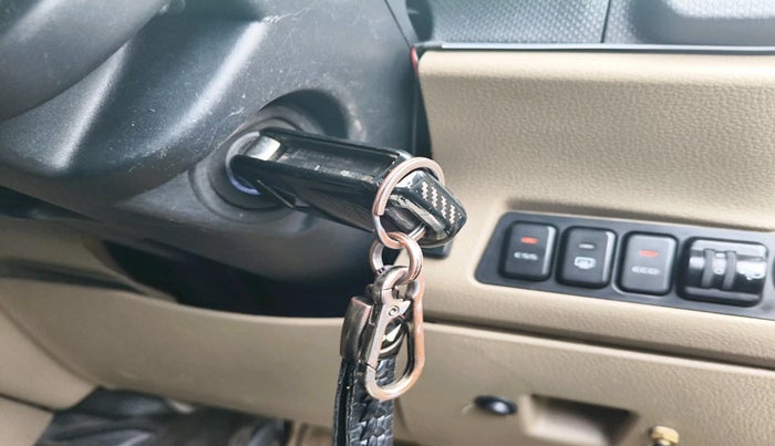 2022 Mahindra BOLERO NEO N 8, Diesel, Manual, 1,02,336 km, interior