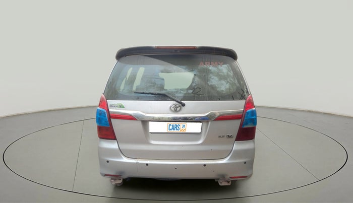 2014 Toyota Innova 2.5 VX 7 STR, Diesel, Manual, 91,707 km, exterior