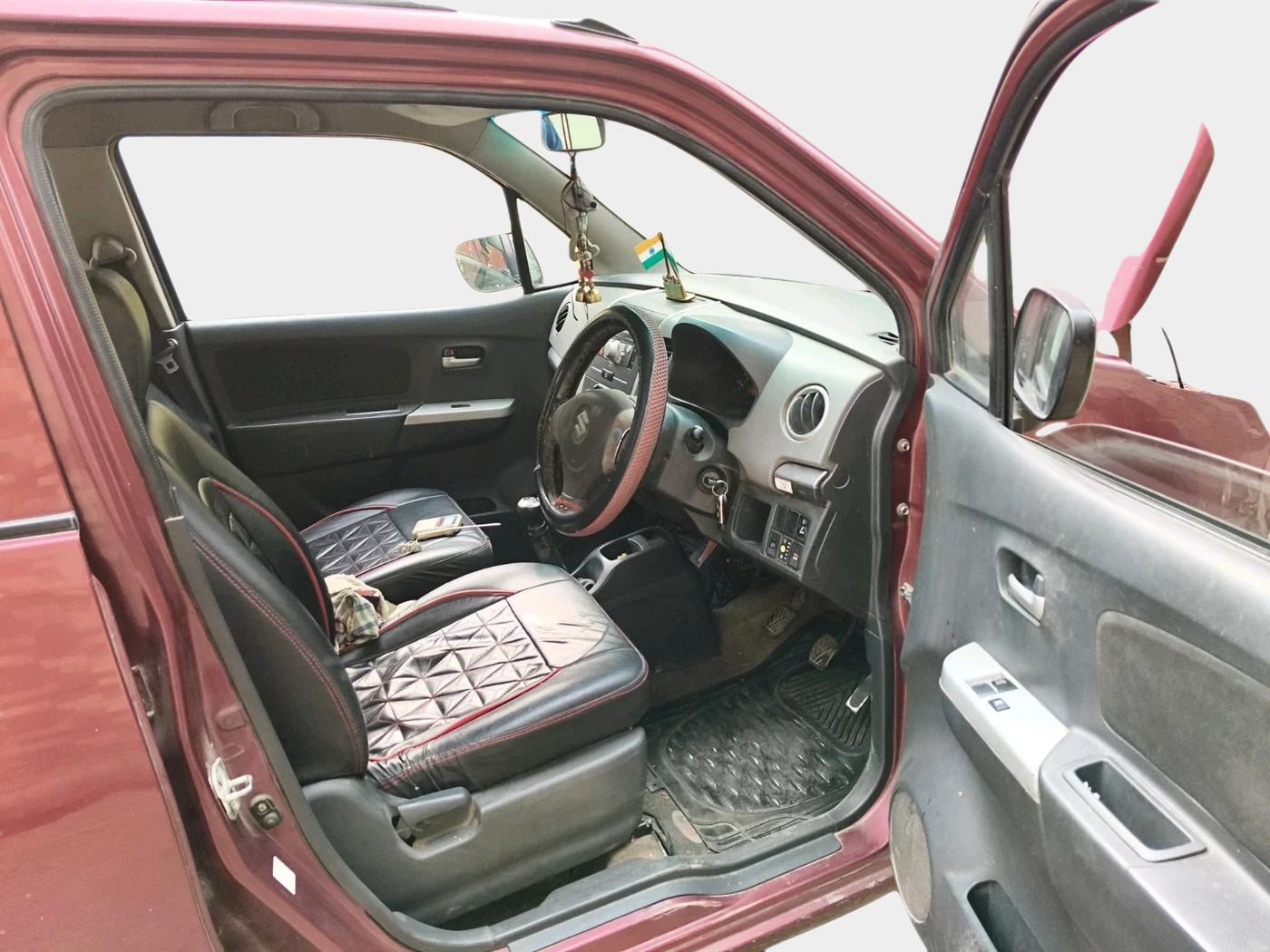 2011 Maruti Wagon R 1.0 LXI CNG, CNG, Manual, 1,38,274 km, interior