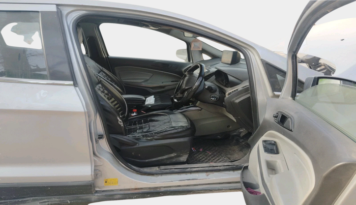 2013 Ford Ecosport AMBIENTE 1.5L DIESEL, Diesel, Manual, 1,50,074 km, interior