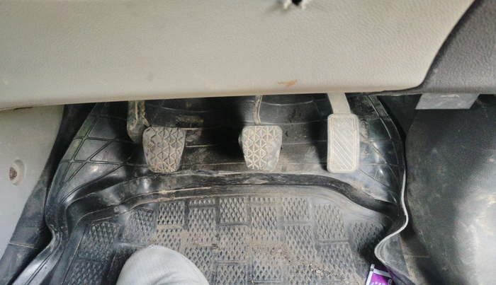 2013 Ford Ecosport AMBIENTE 1.5L DIESEL, Diesel, Manual, 1,50,074 km, interior