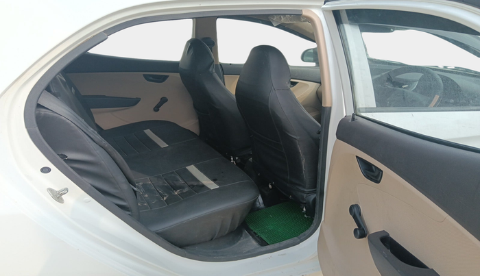 2017 Hyundai Eon ERA +, Petrol, Manual, 28,863 km, interior