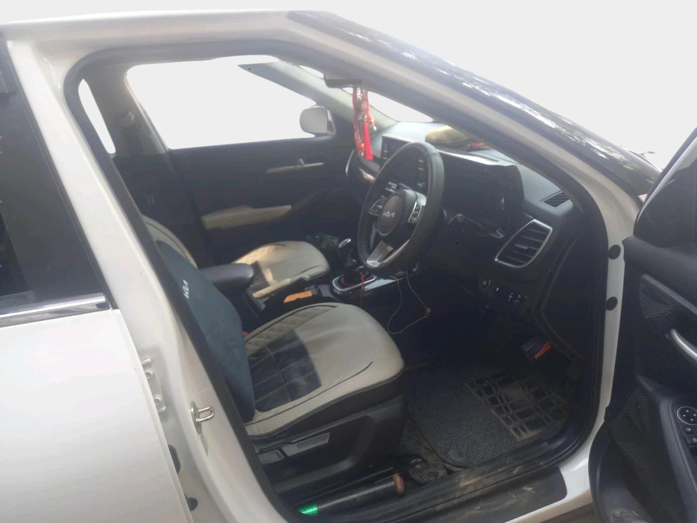 2023 KIA SELTOS HTK PLUS 1.5 IMT, Petrol, Manual, 40,400 km, interior