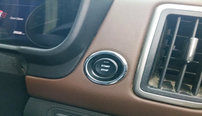 2023 Mahindra SCORPIO-N Z8 PETROL MT 7 STR, Petrol, Manual, 35,928 km, interior