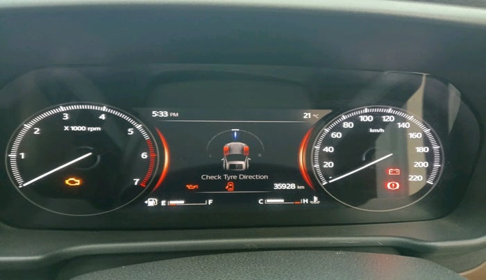 2023 Mahindra SCORPIO-N Z8 PETROL MT 7 STR, Petrol, Manual, 35,928 km, interior