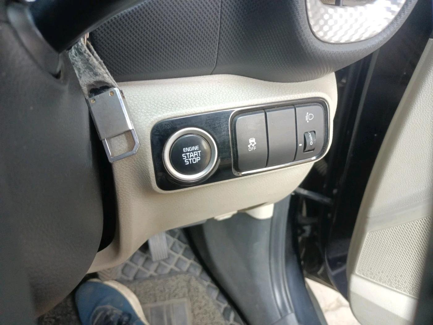 2021 KIA SONET HTX 1.0 IMT, Petrol, Manual, 50,001 km, interior