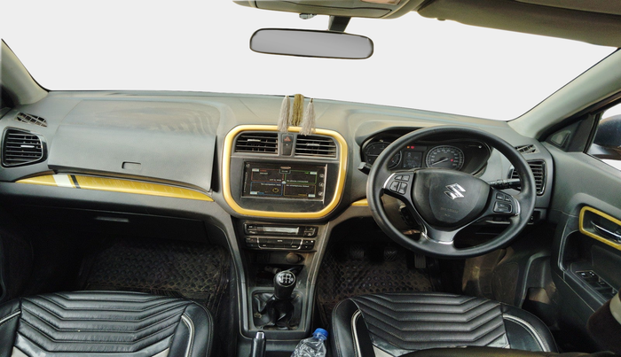 2017 Maruti Vitara Brezza ZDI PLUS DUAL TONE, Diesel, Manual, 1,68,719 km, interior