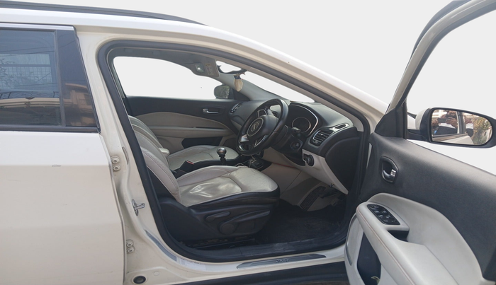 2018 Jeep Compass LIMITED 2.0 DIESEL, Diesel, Manual, 1,72,654 km, interior