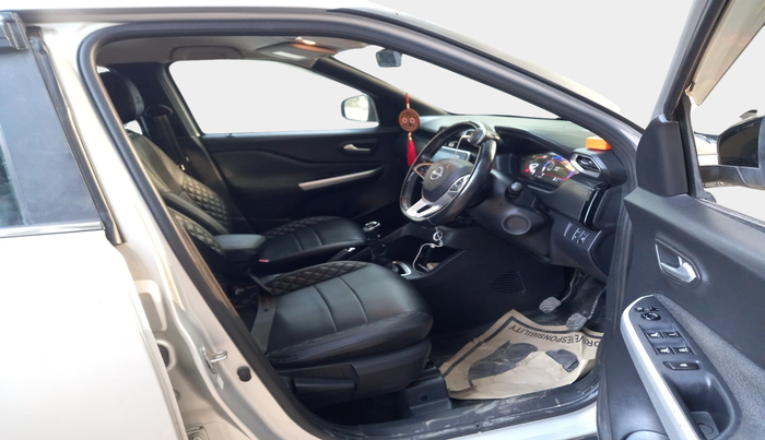 2021 Nissan MAGNITE XV PREMIUM, Petrol, Manual, 16,384 km, interior