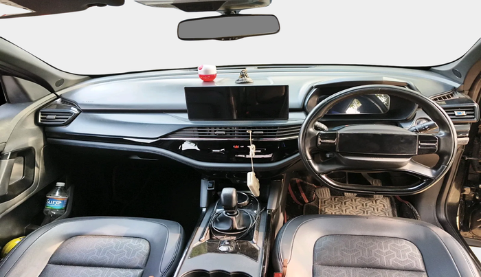 2024 Tata Safari ACCOMPLISHED DARK EDITION, Diesel, Manual, 85,419 km, interior