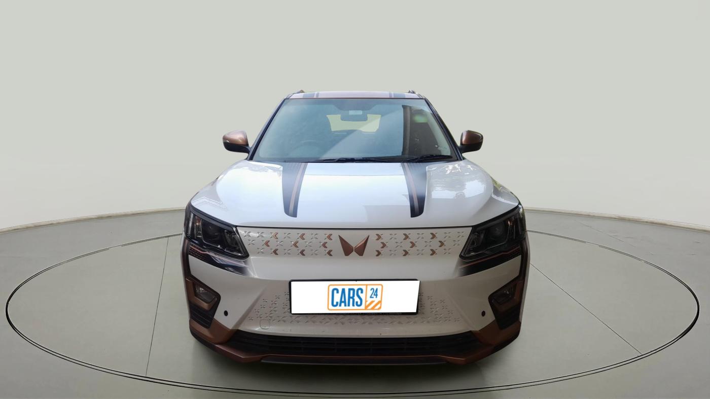 2023 Mahindra XUV400 EL 7.2 KW, Electric, Automatic, 51,773 km, exterior