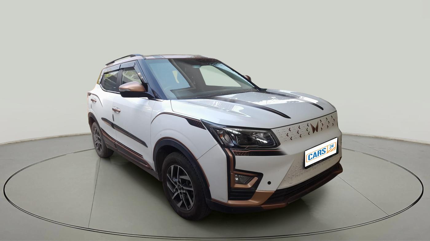 2023 Mahindra XUV400 EL 7.2 KW, Electric, Automatic, 51,773 km, exterior