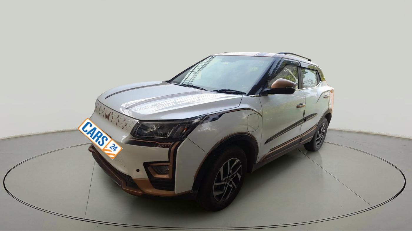 2023 Mahindra XUV400 EL 7.2 KW, Electric, Automatic, 51,773 km, exterior