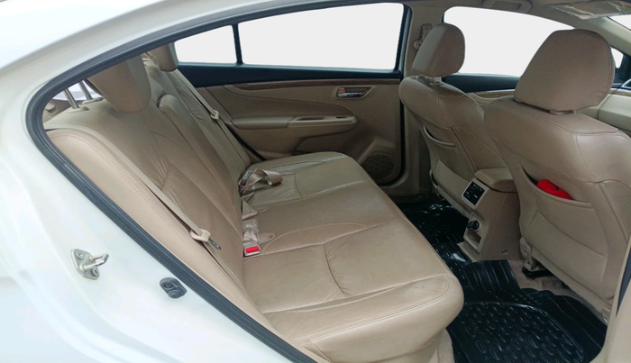 2018 Maruti Ciaz ALPHA  AT 1.5 SHVS PETROL, Petrol, Automatic, 47,647 km, interior