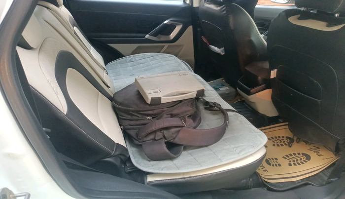 2022 Tata Safari XM, Diesel, Manual, 1,03,518 km, interior