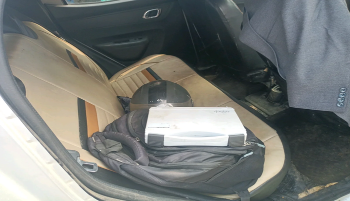 2022 Renault Kwid RXT 1.0, Petrol, Manual, 59,031 km, interior