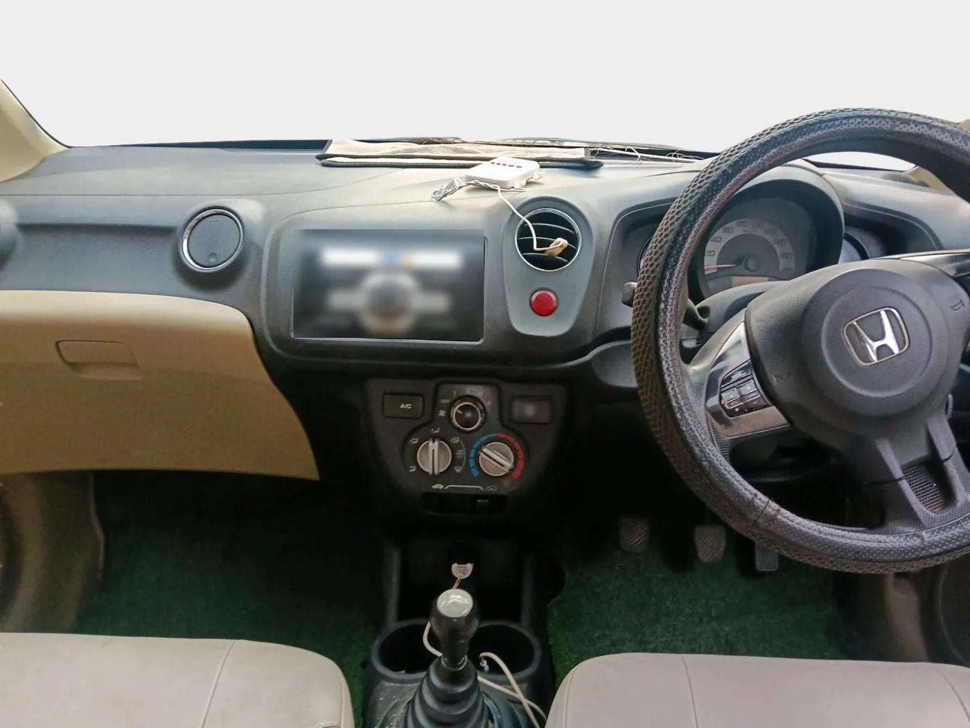 2014 Honda Brio S MT, Petrol, Manual, 94,961 km, interior