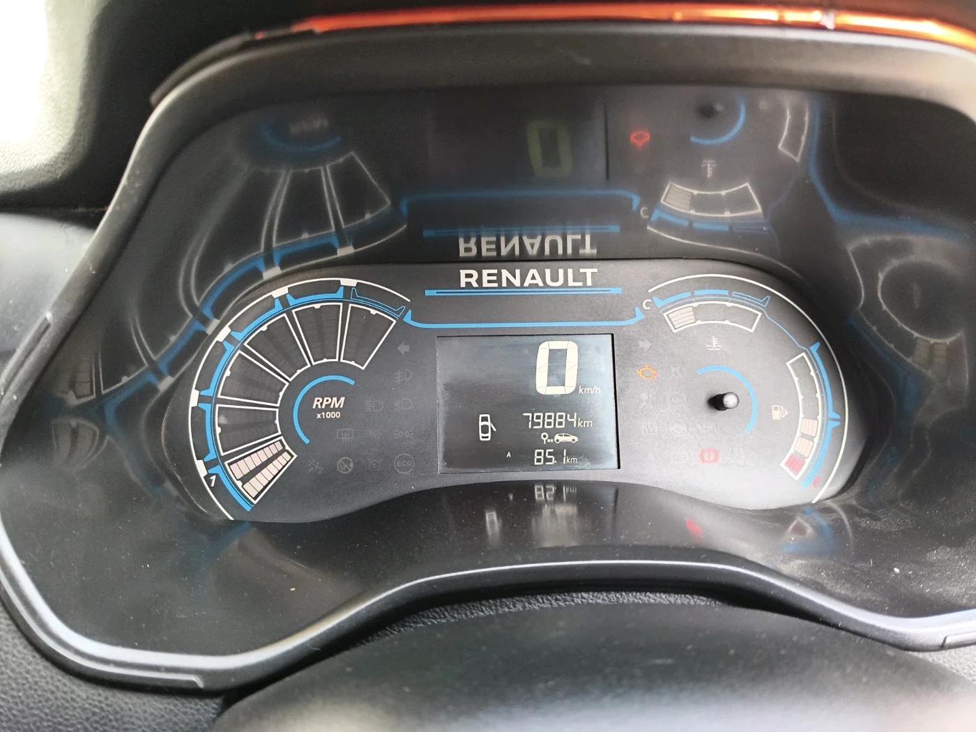 2022 Renault TRIBER RXL MT, Petrol, Manual, 79,884 km, interior