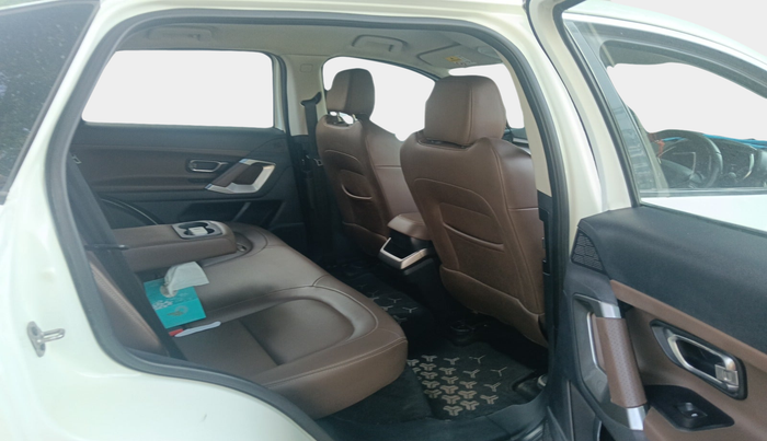 2019 Tata Harrier XZ 2.0L, Diesel, Manual, 71,567 km, interior
