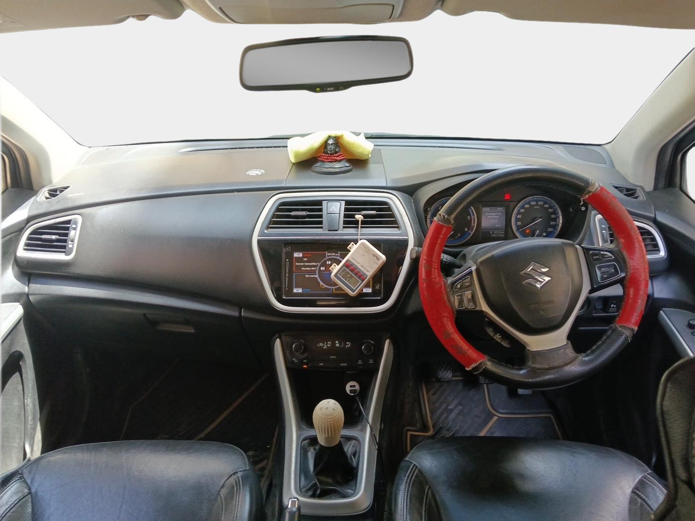 2016 Maruti S Cross ALPHA 1.3, Diesel, Manual, 1,62,275 km, interior