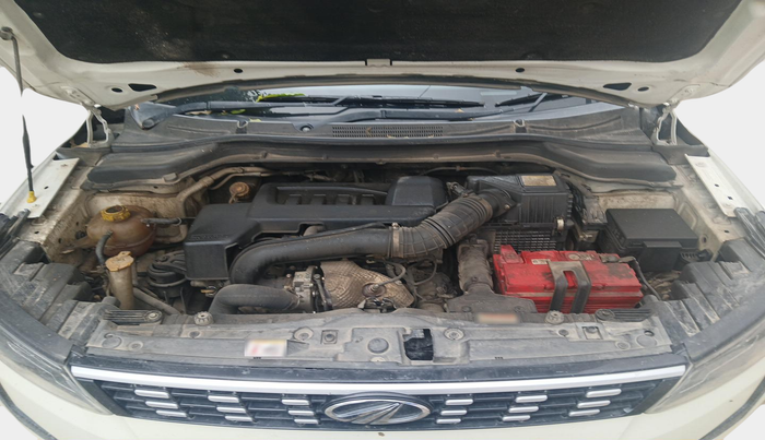 2020 Mahindra XUV300 W8 1.5 DIESEL, Diesel, Manual, 1,04,335 km, exterior
