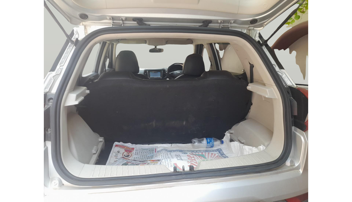 2021 Mahindra XUV300 W4 1.5 DIESEL, Diesel, Manual, 30,169 km, exterior