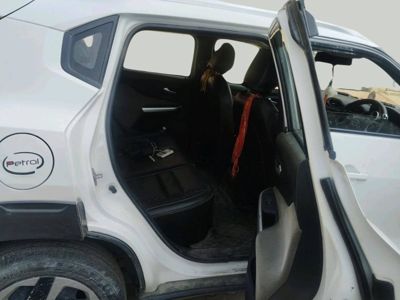 2021 Nissan MAGNITE XL, Petrol, Manual, 70,992 km, interior