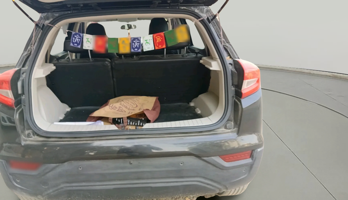 2020 Mahindra XUV300 W6 1.5 Diesel, Diesel, Manual, 76,907 km, exterior