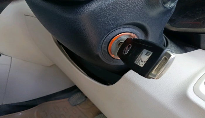 2020 Mahindra XUV300 W6 1.5 Diesel, Diesel, Manual, 76,907 km, interior