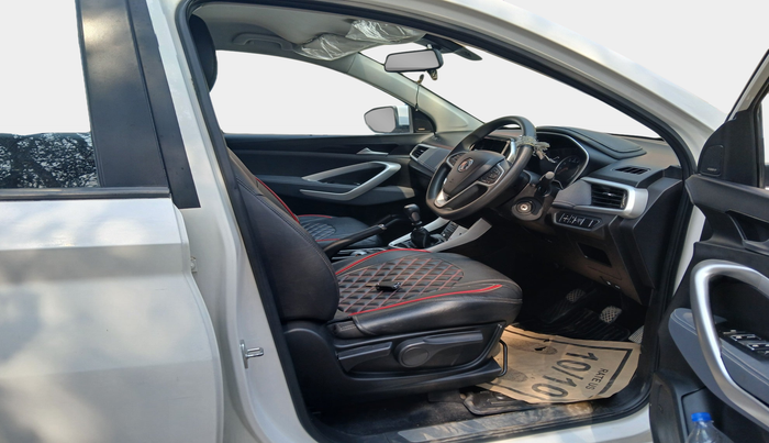 2019 MG HECTOR SUPER 1.5 PETROL, Petrol, Manual, 12,679 km, interior