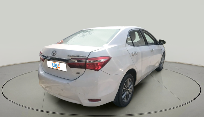 2015 Toyota Corolla Altis GL PETROL, Petrol, Manual, 2,42,727 km, exterior