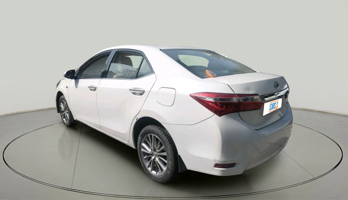2015 Toyota Corolla Altis GL PETROL, Petrol, Manual, 2,42,727 km, exterior