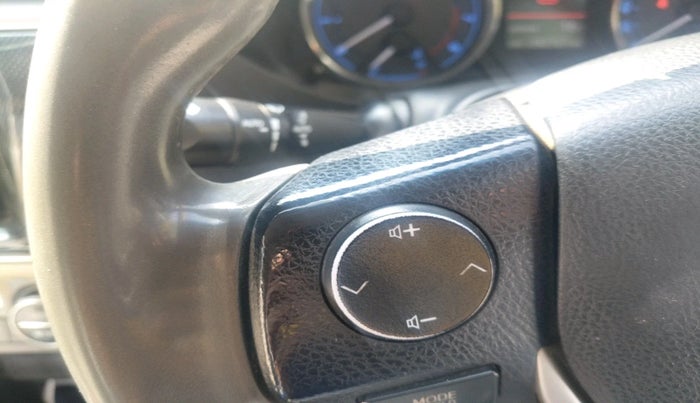 2015 Toyota Corolla Altis GL PETROL, Petrol, Manual, 2,42,727 km, interior