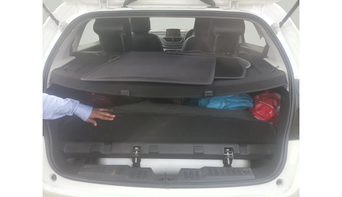 2023 Tata ALTROZ XZ PLUS SUNROOF CNG, Petrol, Manual, 19,220 km, exterior