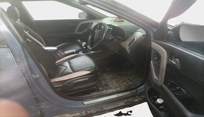 2015 Hyundai Creta SX (O) 1.6 DIESEL, Diesel, Manual, 1,35,486 km, interior