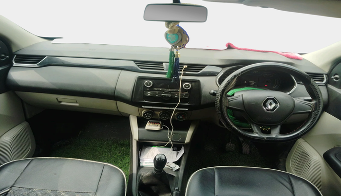 2021 Renault TRIBER RXL MT, Petrol, Manual, 69,906 km, interior