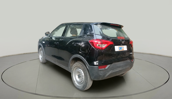 2023 Mahindra XUV300 W4 1.2 PETROL, Petrol, Manual, 10,568 km, exterior