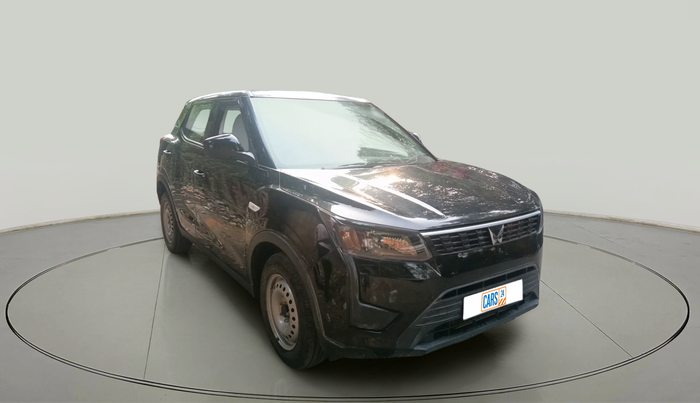 2023 Mahindra XUV300 W4 1.2 PETROL, Petrol, Manual, 10,568 km, exterior