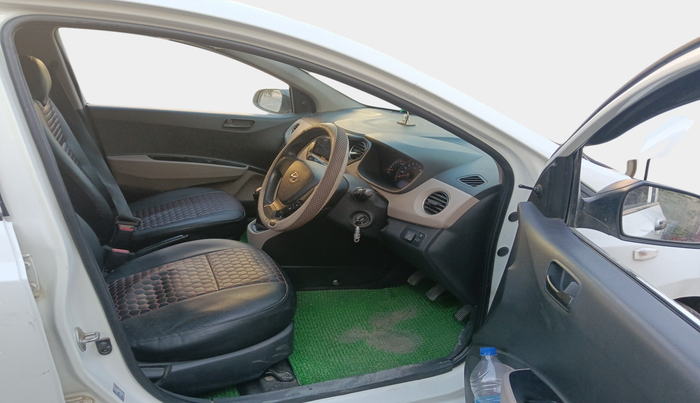 2018 Hyundai GRAND i10 PRIME T+ CNG, Petrol, Manual, 99,642 km, interior