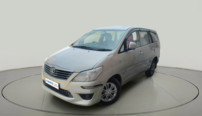 2013 Toyota Innova 2.5 GX 8 STR, Diesel, Manual, 2,29,473 km, exterior