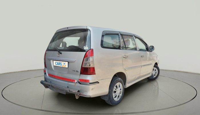 2013 Toyota Innova 2.5 GX 8 STR, Diesel, Manual, 2,29,473 km, exterior